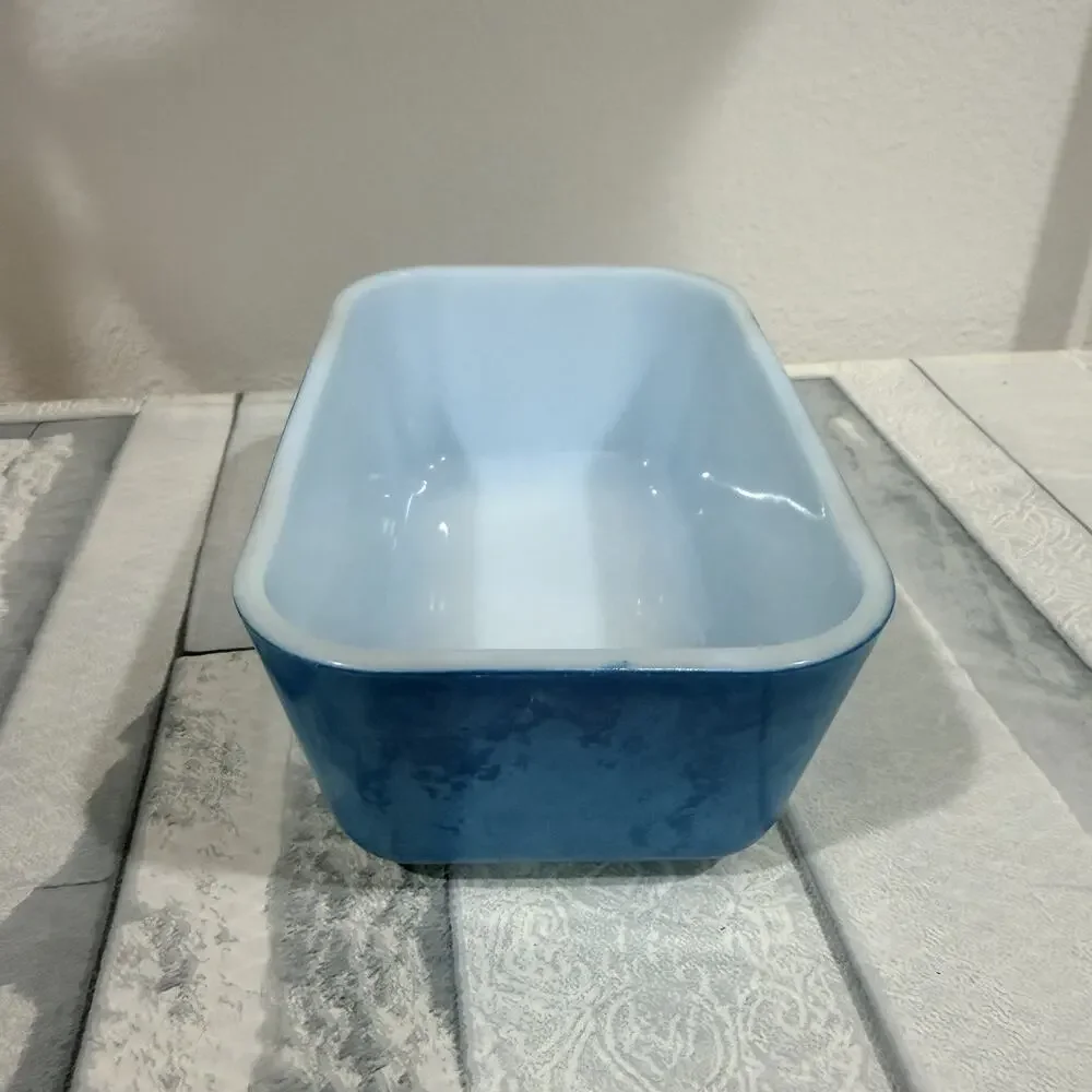 Pyrex blue refrigerator